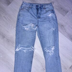 American Eagle Outfitters Light Blue Distressed Mom Jeans